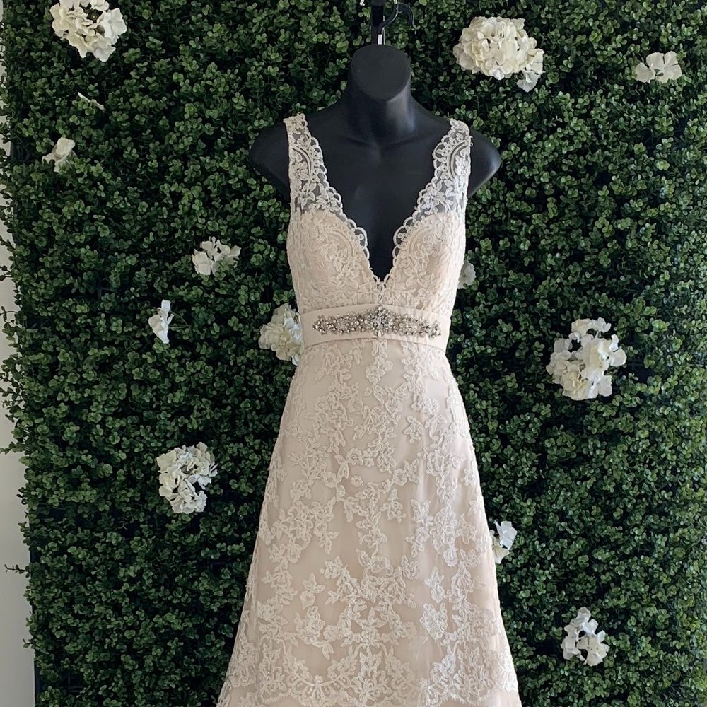 Allure Bridal 8634 Size 10 Ivory Light Gold